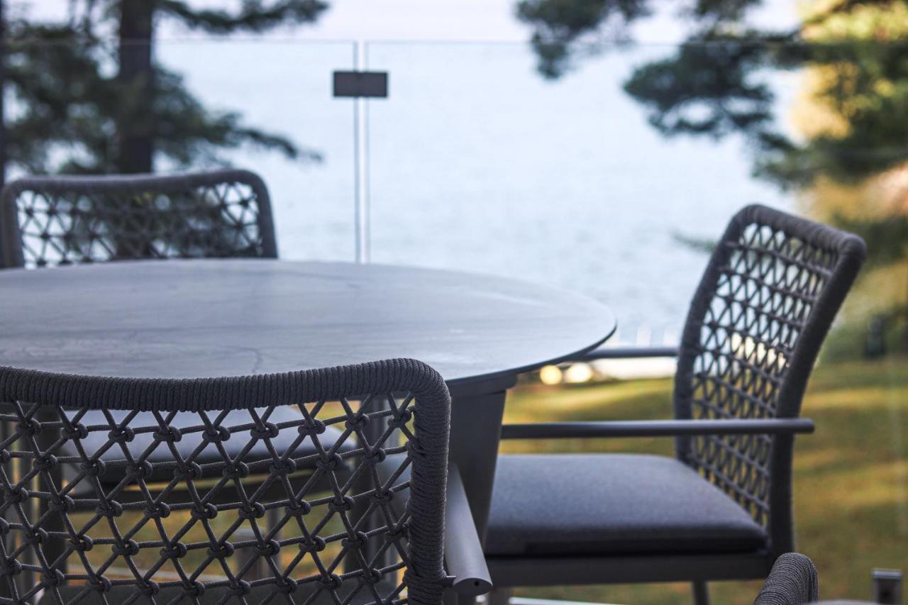 Ripplecove Hotel & Spa Ayer's Cliff Esterno foto